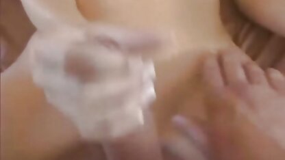 Asiatique Gémissements porno femme avec cheval