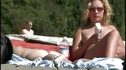 Un retro sex tube chauffeur de taxi coincé son cul