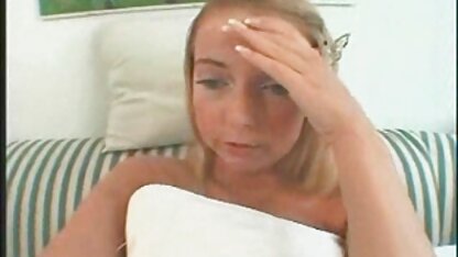 Mal tante qorno video dans le porno à la maison