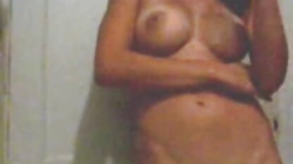 Tinka Japon fini une cam4 porno pleine chatte