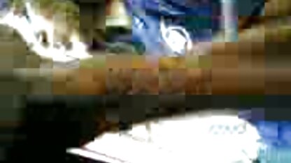 Un homme d'acheter des relations sexuelles vintage sex tube avec des étudiants